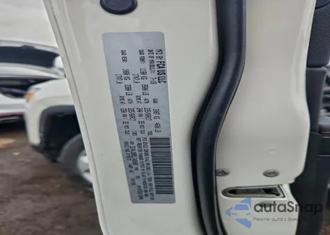 2018 Jeep Compass Latitude z USA, uszkodzony, nr VIN 3C4NJDBB9JT485087